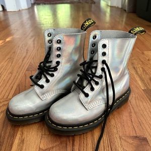 Doc Martens Sliver Boots
